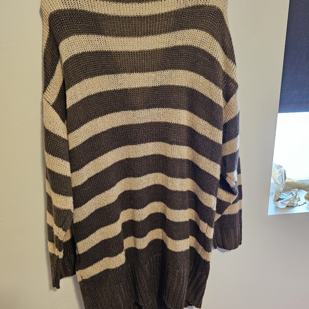 Dark and light brown M LuLaRoe cardigan. - Picture 2 of 5
